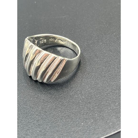 HAN 925 Signed Thailand Sterling Silver Ribbed Wide Chunky Domed Ring Sz 8 - Picture 8 of 8